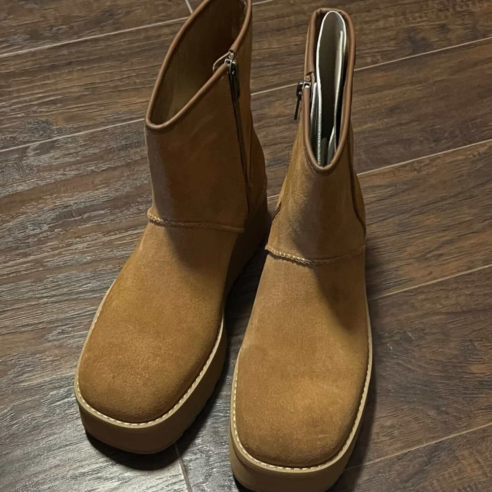 UGG Cityfunc Mid Boots - Classic Brown - Picture 5 of 6